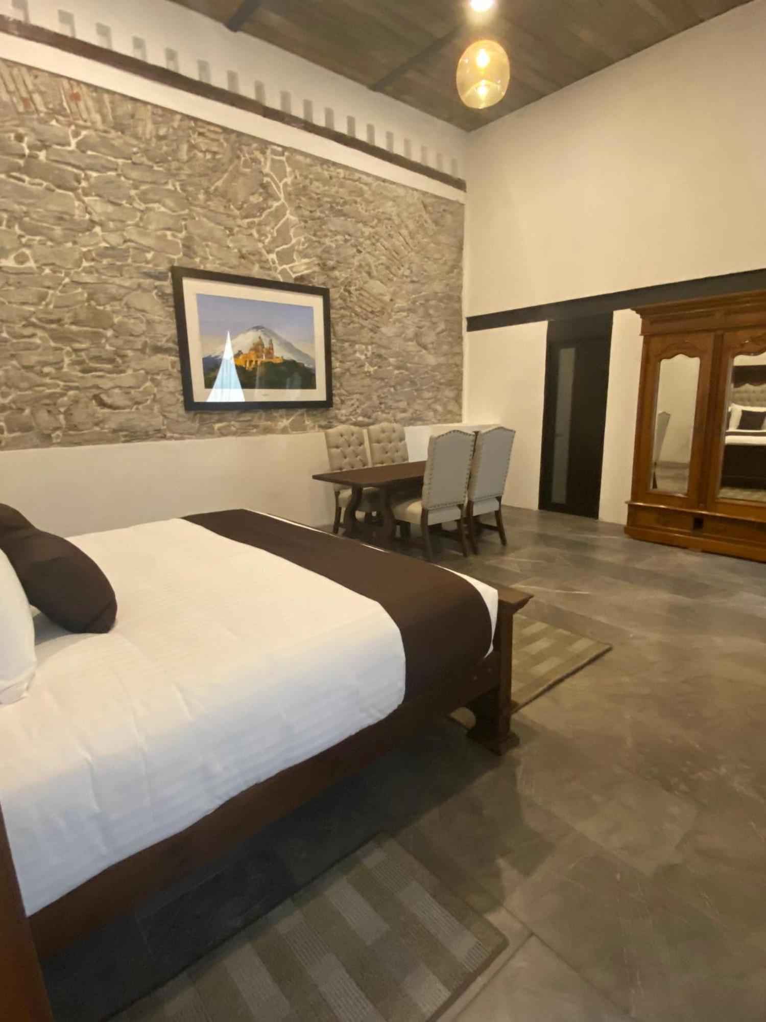 Boutique Casona 65 Hotel *